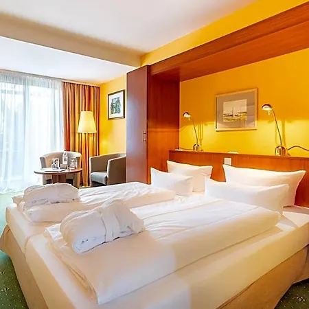 호텔 Seetelhotel Nautic Usedom & Fuer Wellness & Genuss Auf Usedom 로딘