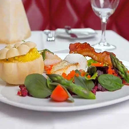 호텔 Seetelhotel Nautic Usedom & Fuer Wellness & Genuss Auf Usedom 4*