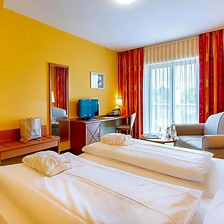 호텔 Seetelhotel Nautic Usedom & Fuer Wellness & Genuss Auf Usedom 4*